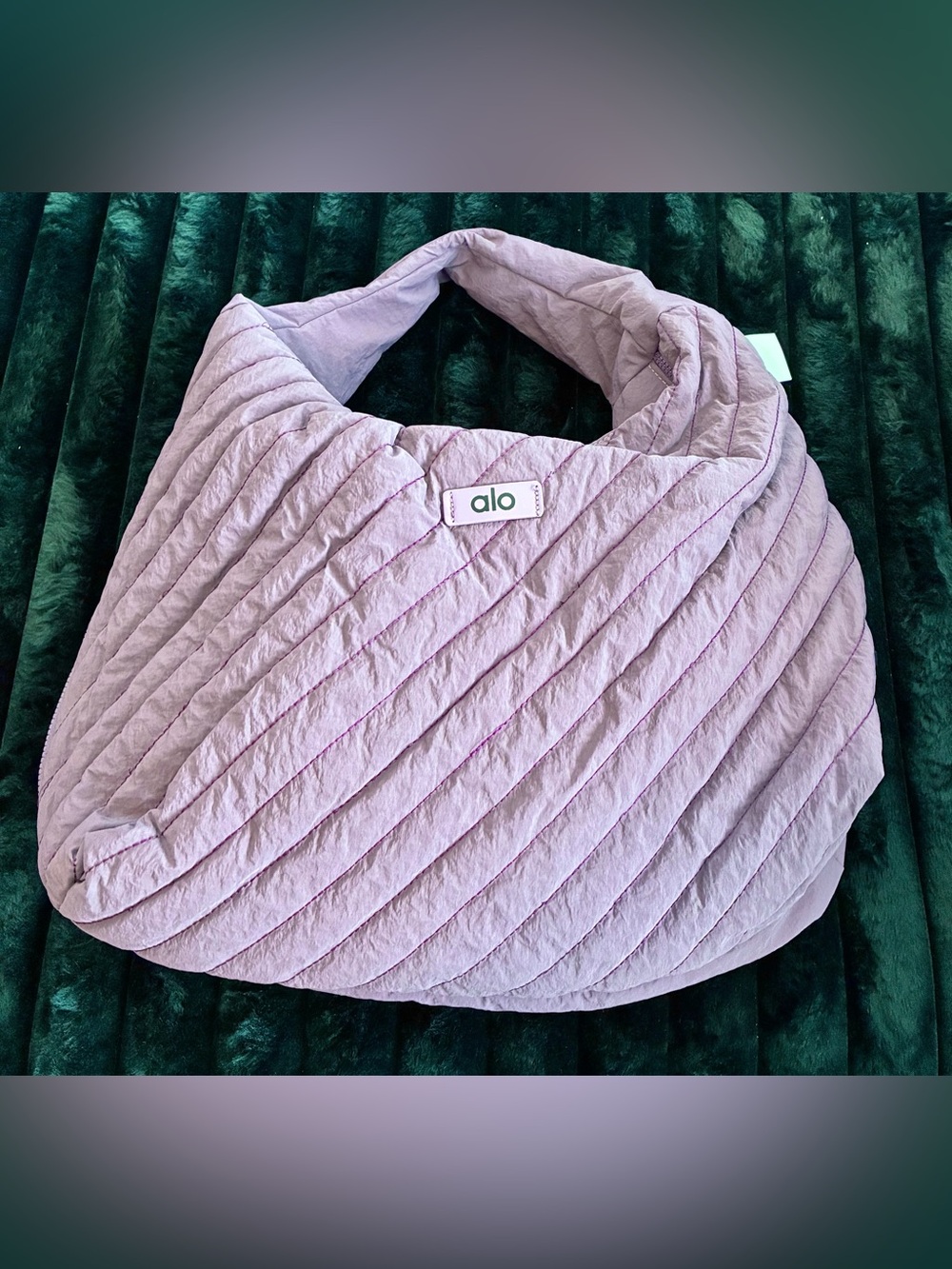 NWT! Alo Quilted Puff Plum Tote Bag / Purse - Picture 3 of 7